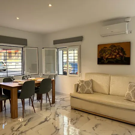 Apartment Reina Centro
