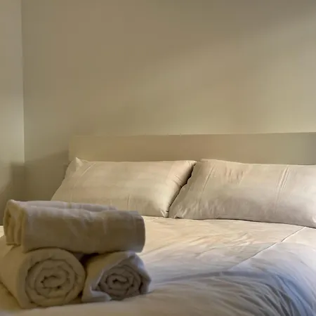 Reina Centro Apartment