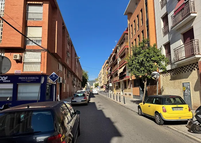 Reina Centro * קורדובה